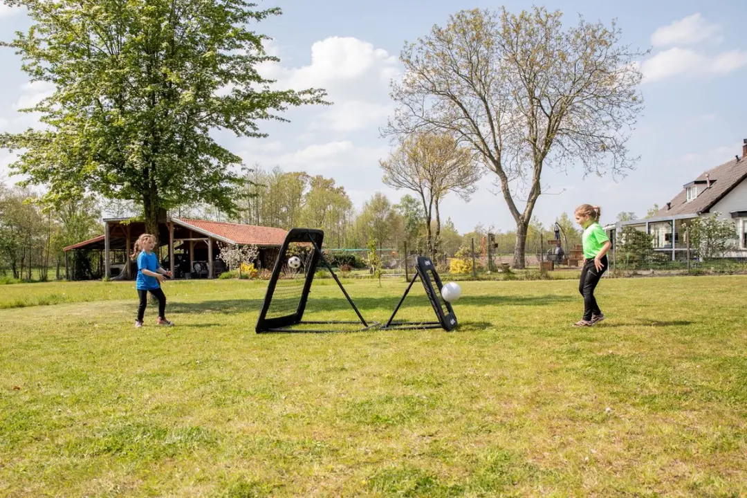 VirtuFit Verstelbare Rebounder Pro Kickback 124x124cm - Zwart