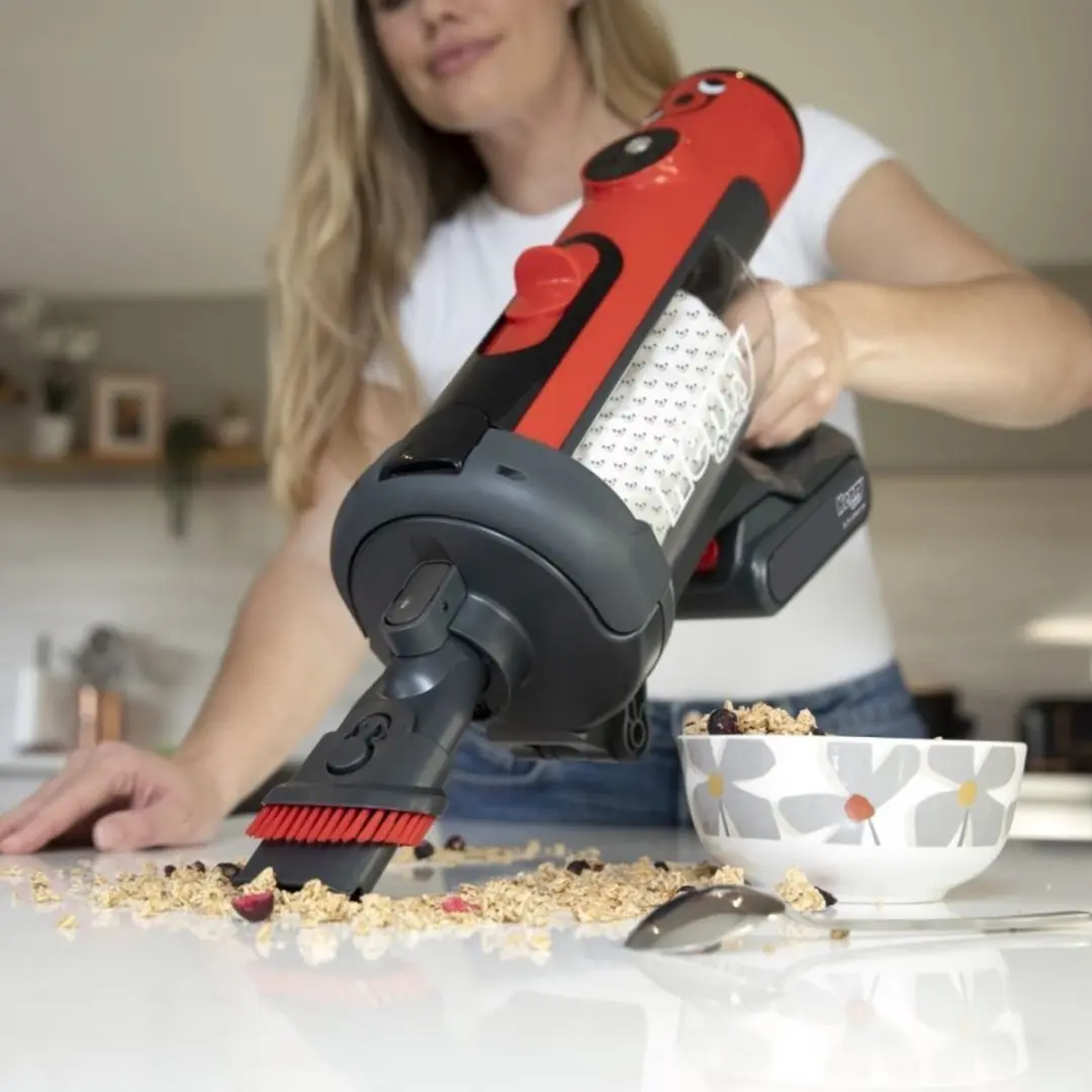 Numatic Henry Quick HEN100R Draadloze Stofzuiger - Rood