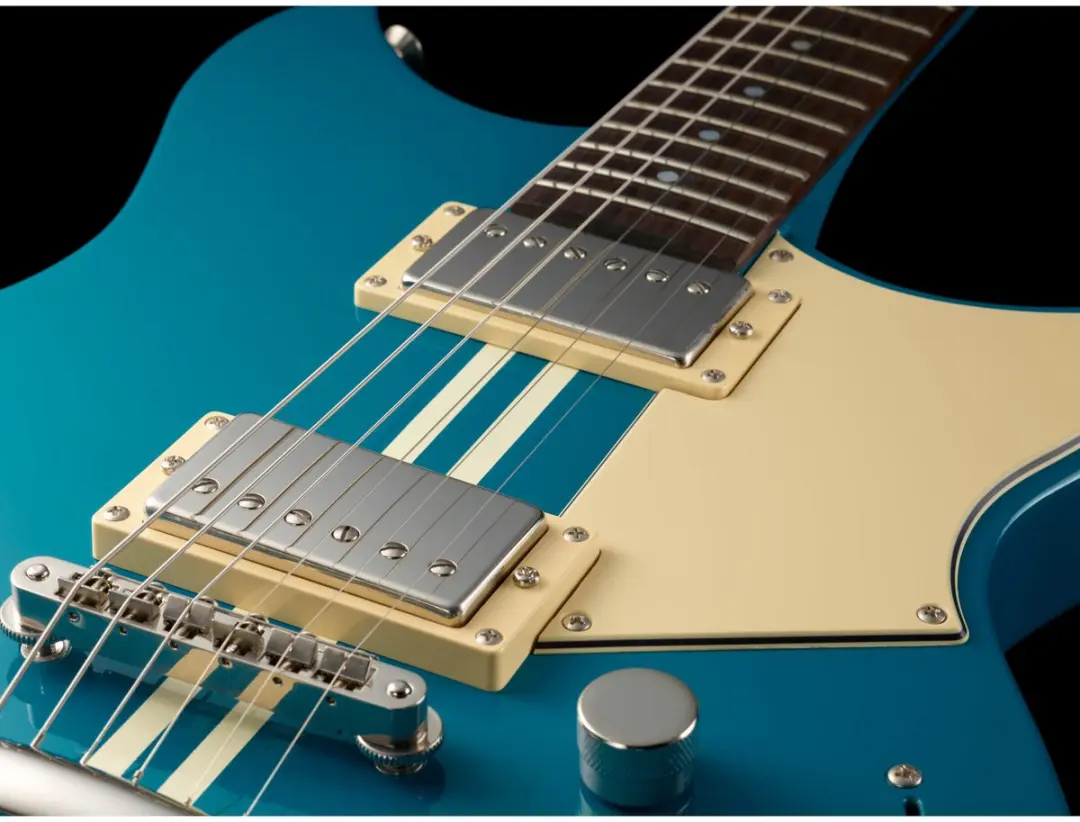 Yamaha Revstar RSE20 Elektrische Gitaar - Swift Blue