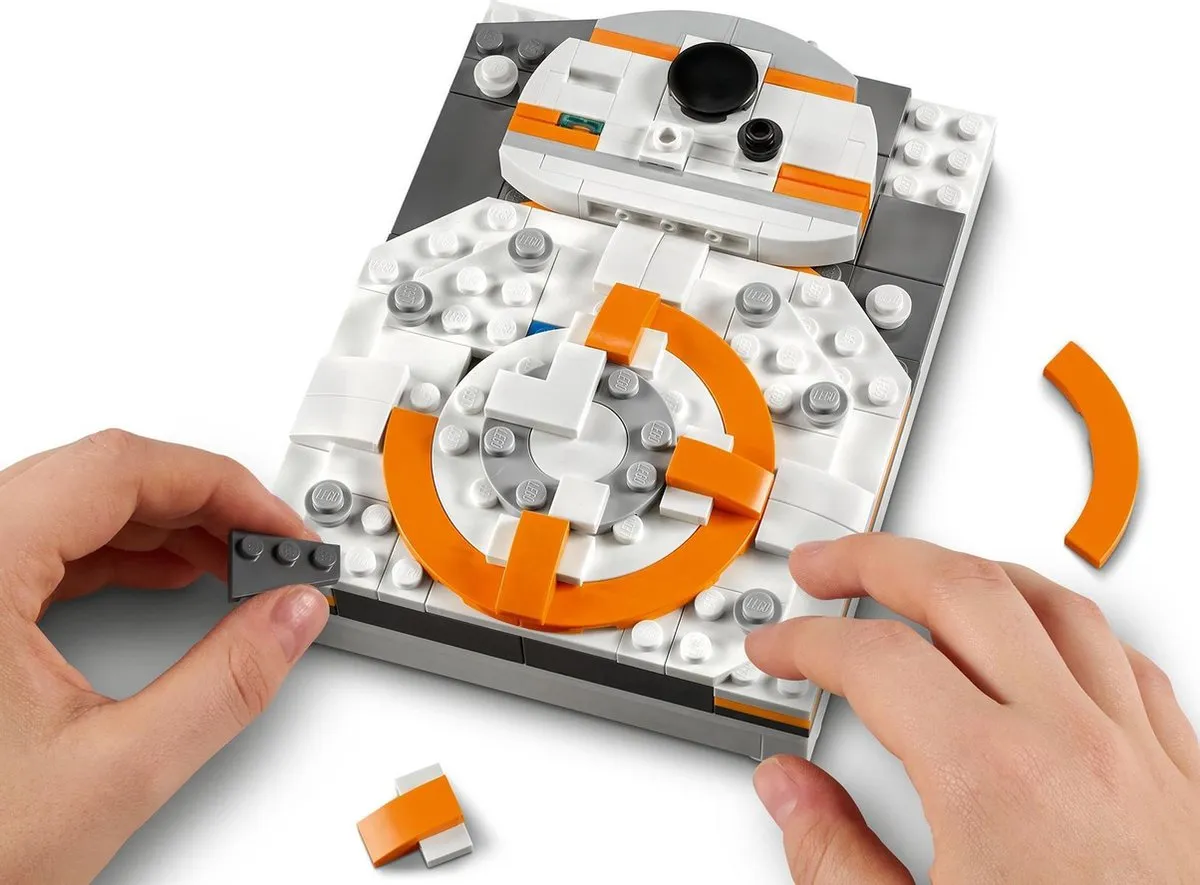 LEGO Brick Sketches BB-8 40431