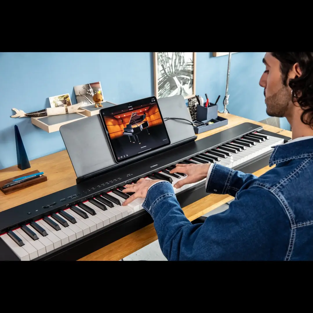 Yamaha P-225 Stage Piano - 88 Toetsen Zwart