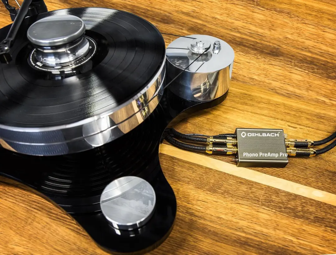 Oehlbach PHONO-VOORVERSTERKER 6060 - MM/MC - Zilver