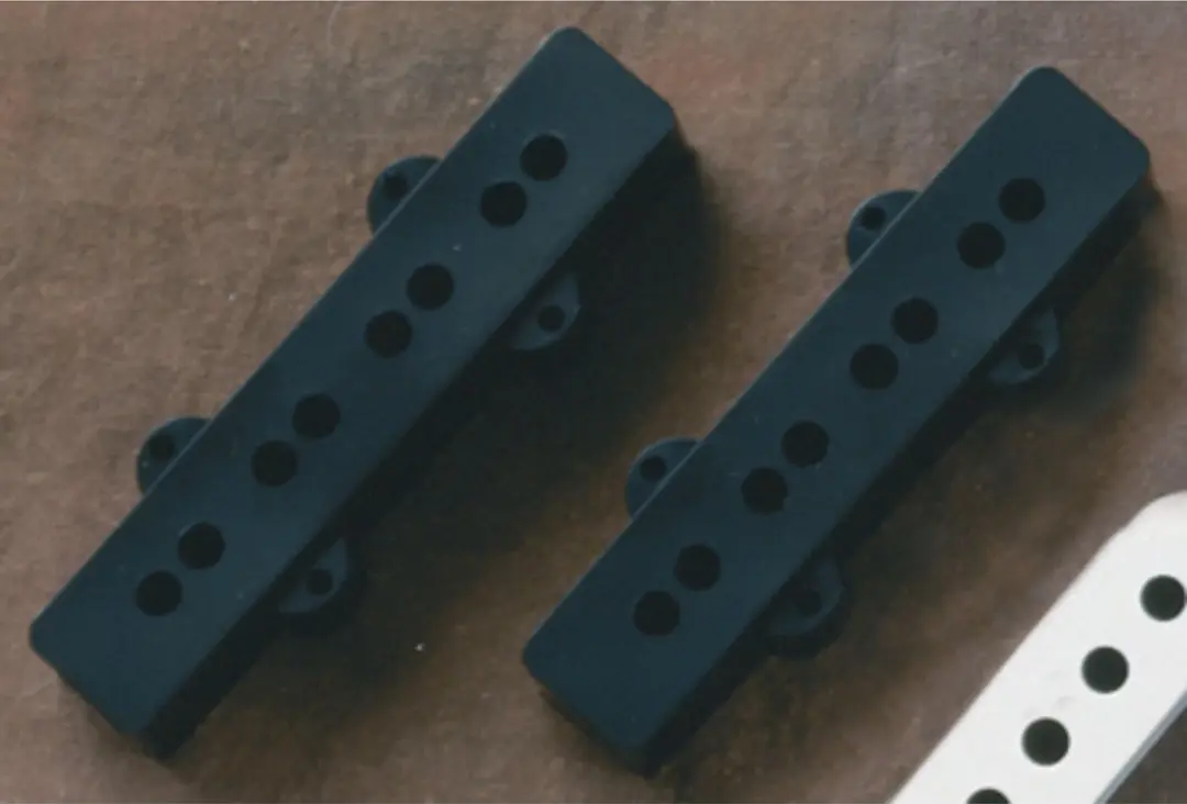 Fender Jazz Bas Pickup Cover