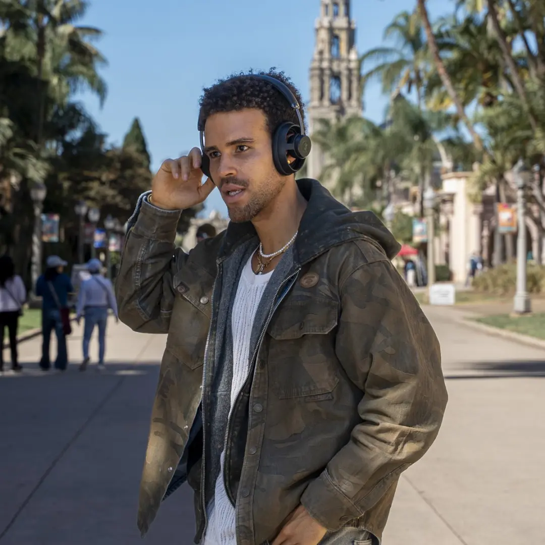 JLab Jbuds Open Ear IEUHBJBUDSOPRBLK42 Draadloze Koptelefoon - 24+ uur - Zwart - afbeelding 6 van 6