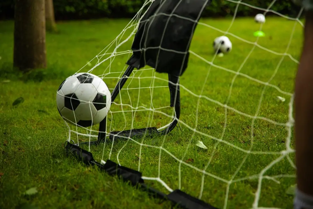 Virtufit Voetbaldoel 215x150cm - Groen - Incl. grondankers