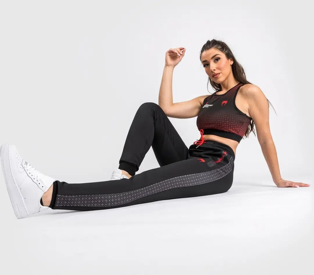 UFC Venum Performance Institute Joggingbroek Dames - XS - Zwart/Rood