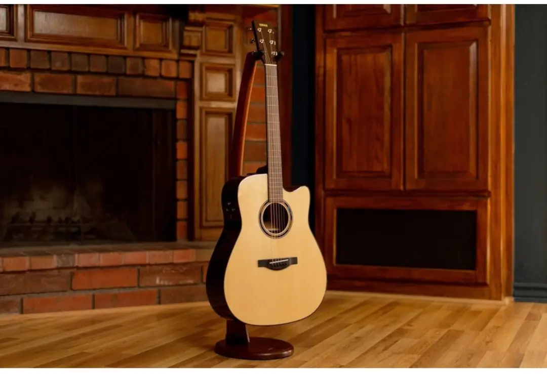 Yamaha TransAcoustic TAG1 C Natuurlijke Westerngitaar