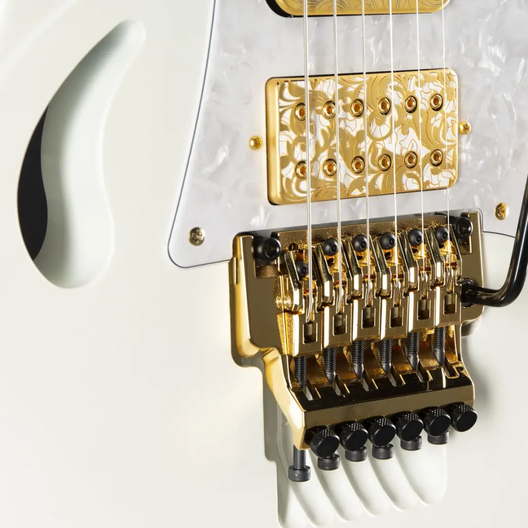 Ibanez Steve Vai PIA3761 Stallion White Elektrische Gitaar