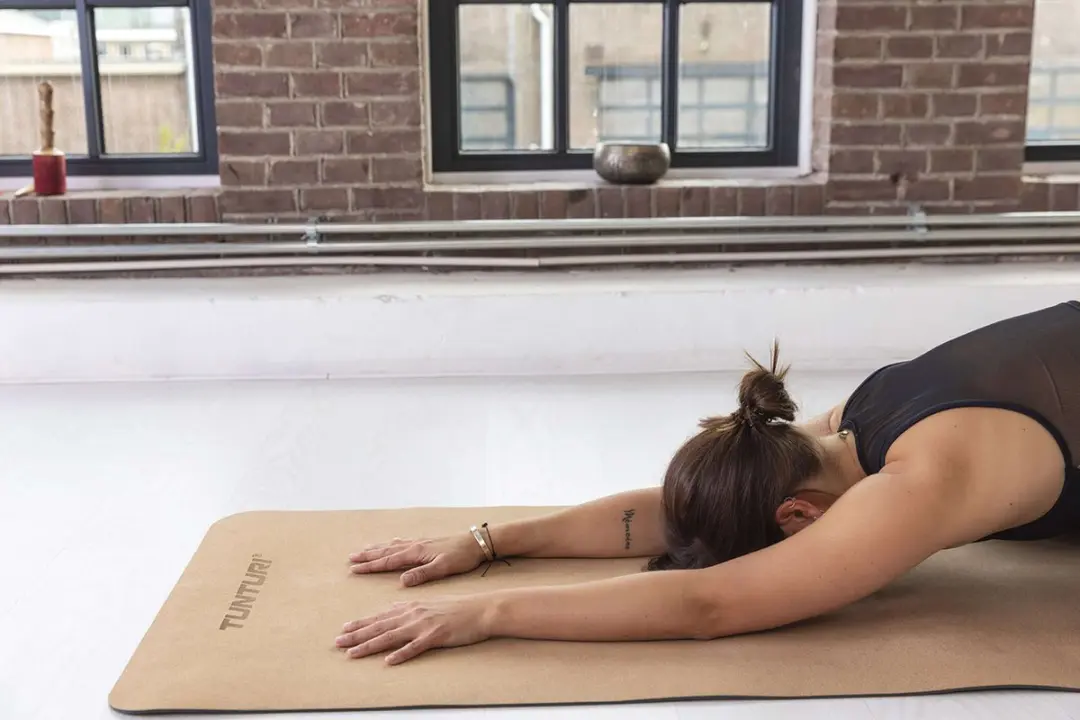 Tunturi Yoga Mat Kurk 183cm - Anti-Slip - Incl. Draagband