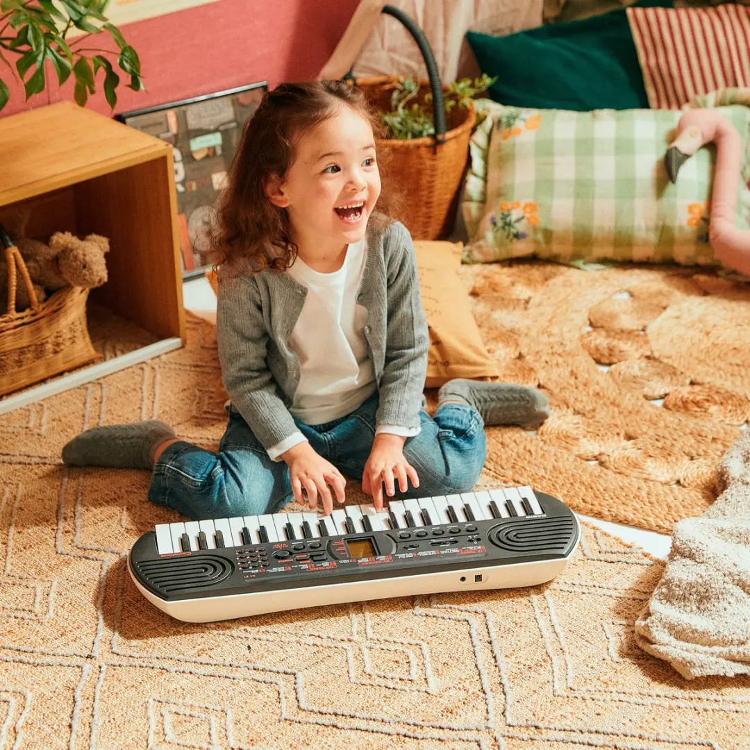 Casio SA-81 Keyboard - 44 Toetsen - Zwart/Grijs