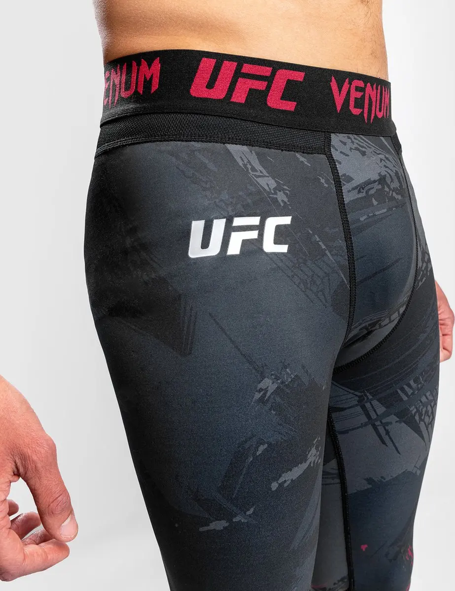 UFC Venum Authentic Fight Week 2.0 Sportlegging S - Maat 30