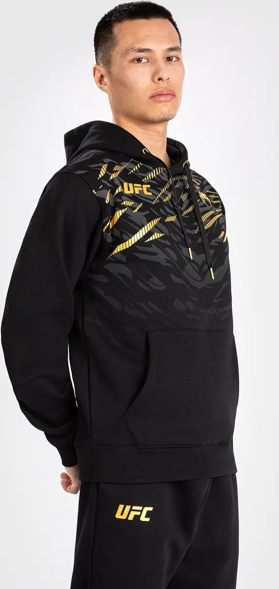 UFC Venum Replica Pullover Hoodie - XL - Champion Goud