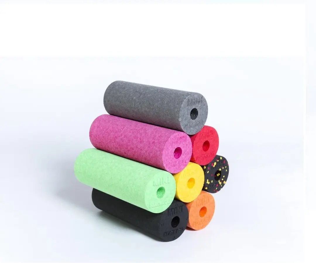 BLACKROLL Mini Foam Roller 15cm - Geel