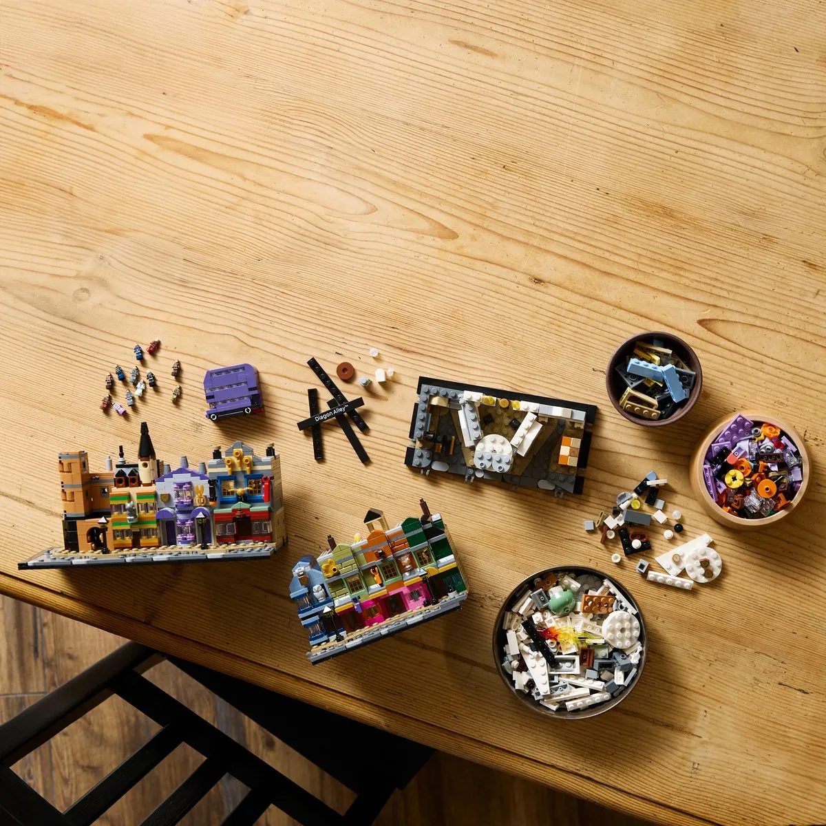LEGO Harry Potter De Wegisweg Tovenaarswinkels 76444 - 2750 Stukken - afbeelding 6 van 6