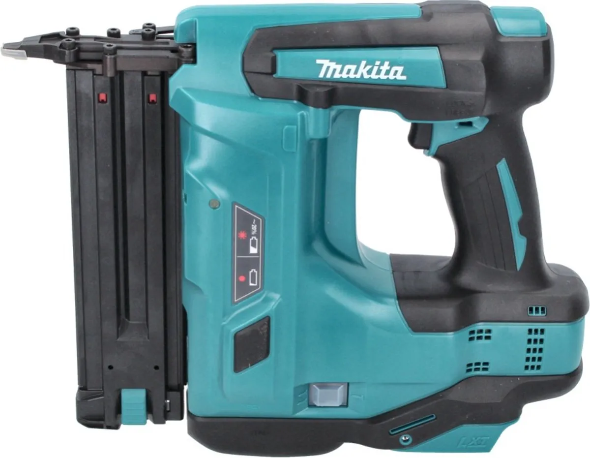 Makita DBN500RTJ 18V Brads Tacker - 2x 5.0Ah