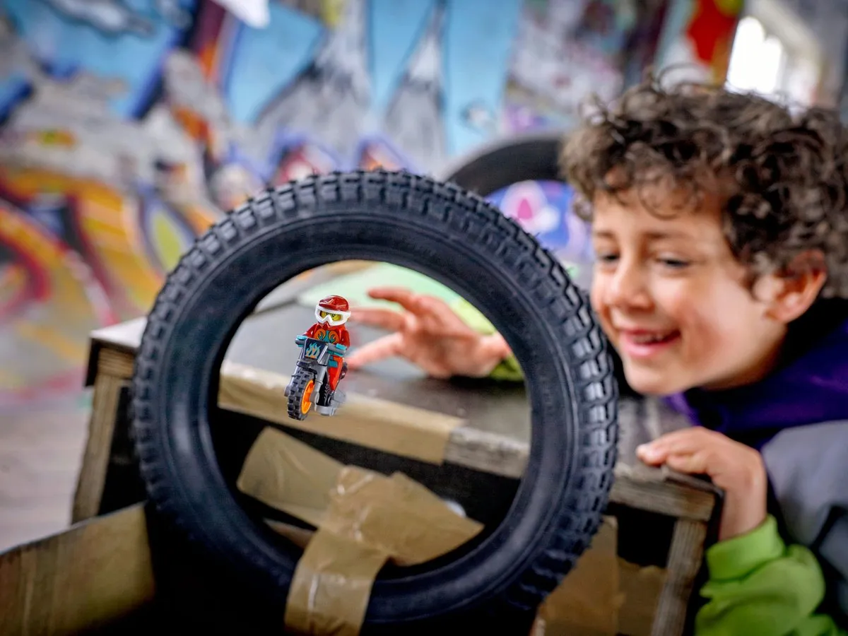 LEGO City Stuntz Vuur Stuntmotor 60311 - Rood/Zwart