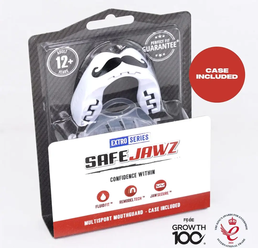 Safejawz Extro-Series Moustache Gebitsbeschermer Junior - Wit/Zwart