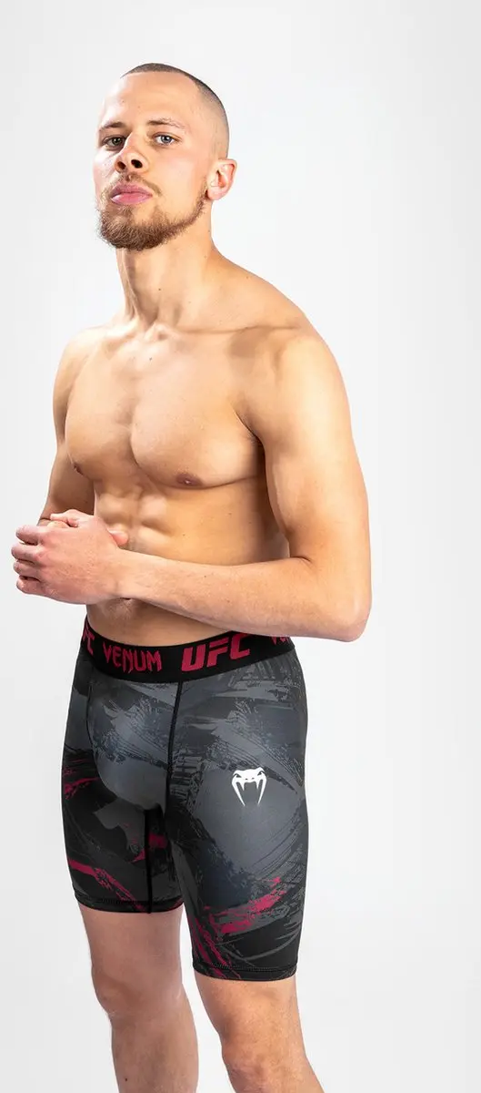 UFC Venum Authentic Fight Week 2.0 Vale Tudo Short - XXL - Zwart/Rood