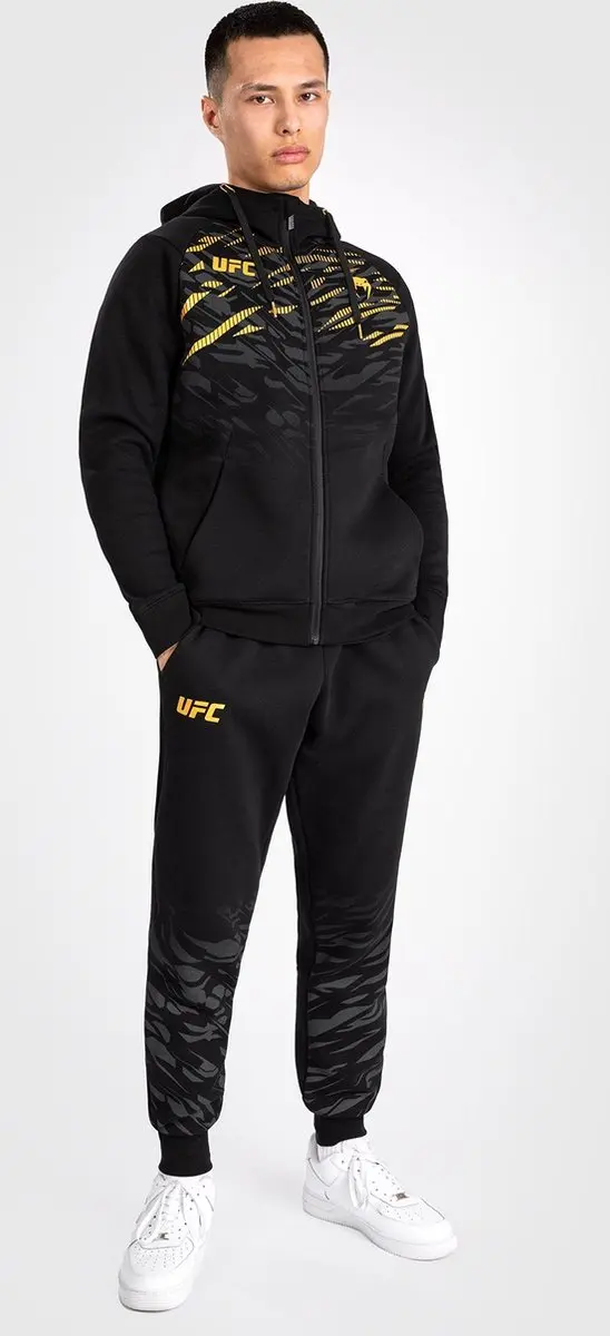 UFC Venum Fusion Replica Zip Hoodie - L - Champion Goud