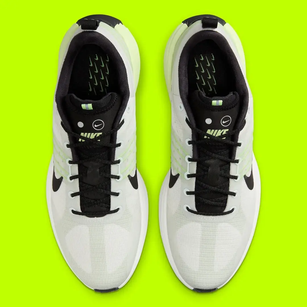 Nike Lunar Roam Barely Volt - Maat 44