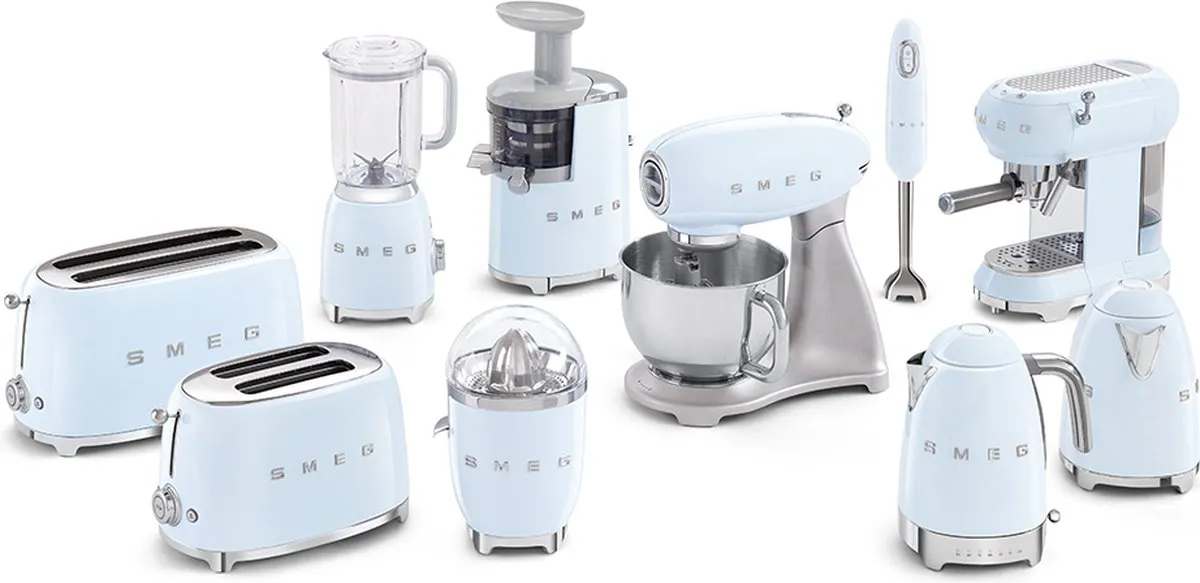 Smeg ECF01PBEU Handmatige Espressomachine - Pastelblauw