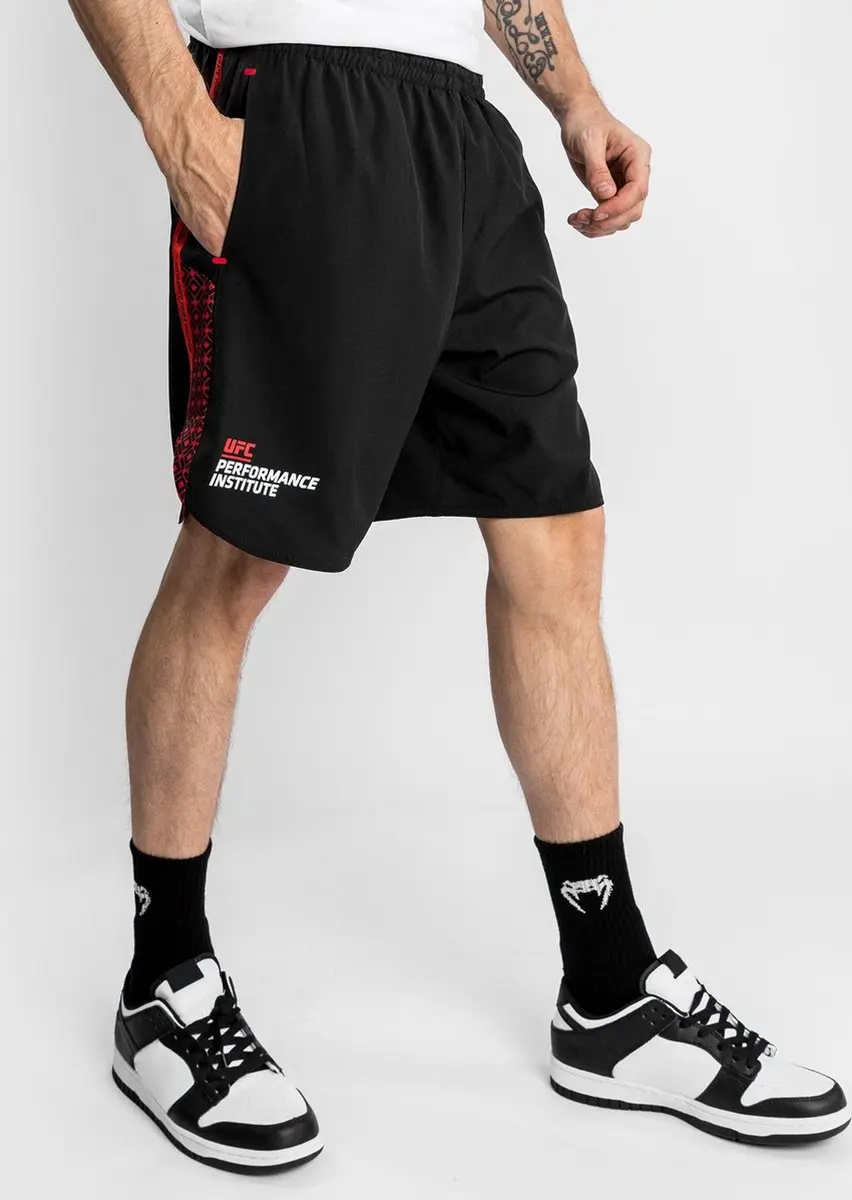 UFC Venum Performance Institute Trainingsshort - M - Zwart/Rood - afbeelding 6 van 6