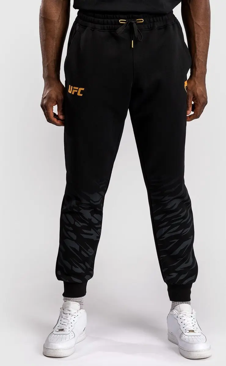 UFC Venum Replica Trainingsbroek Champion - L - Zwart/Goud