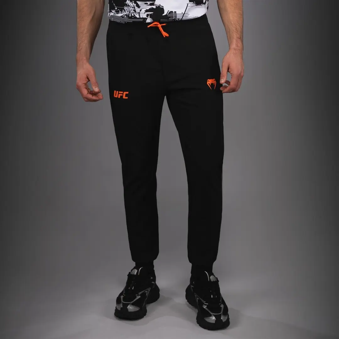 UFC Zenith x Venum Authentic Fight Week Joggers - L - Zwart