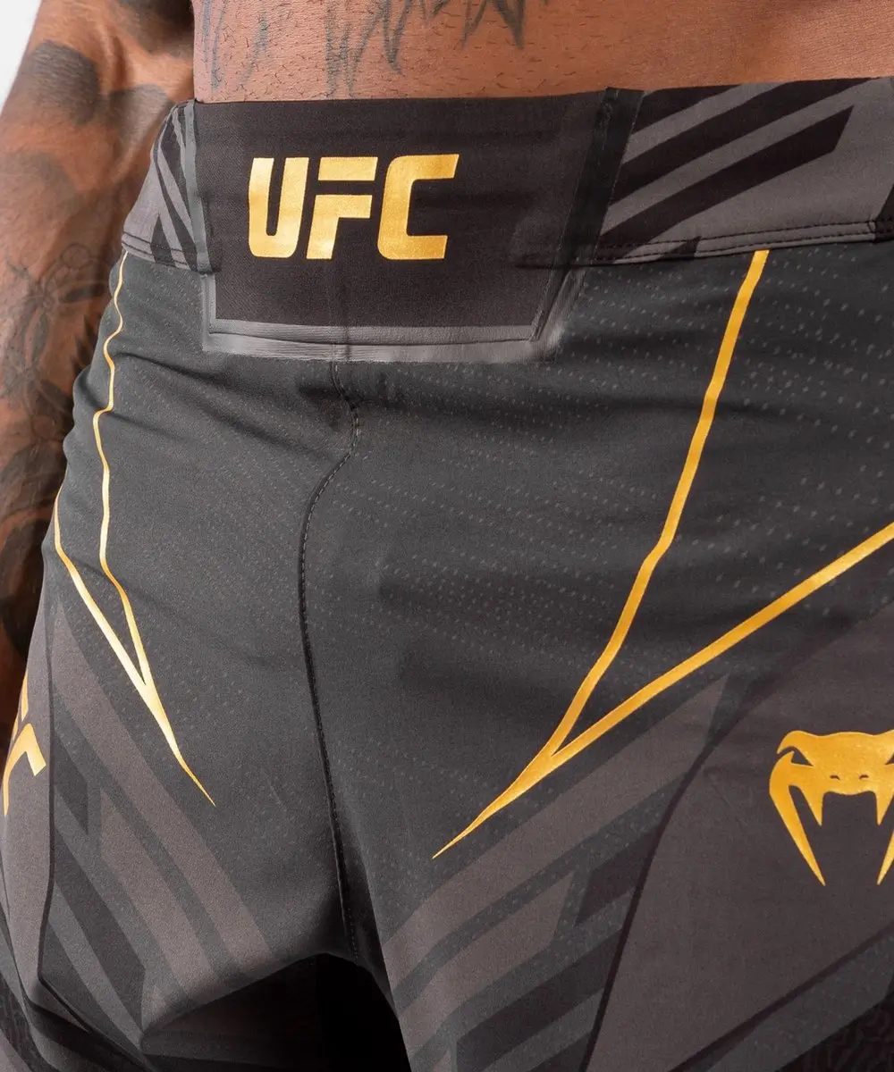 UFC Venum Authentic Fight Night Heren Short - XL - Champion - afbeelding 6 van 6