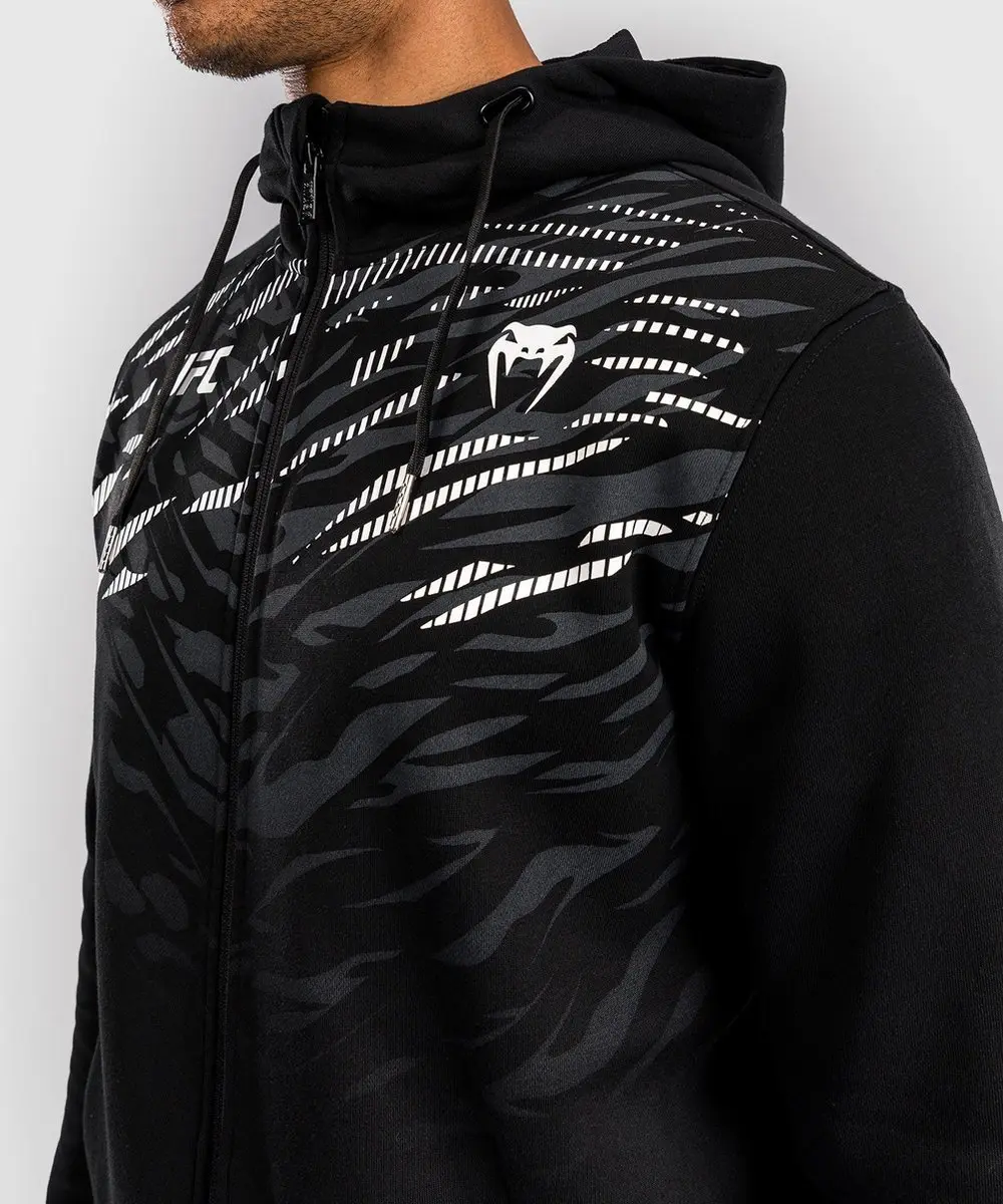 UFC Fusion by Venum Heren Replica Zip Hoodie - L - Zwart/Wit