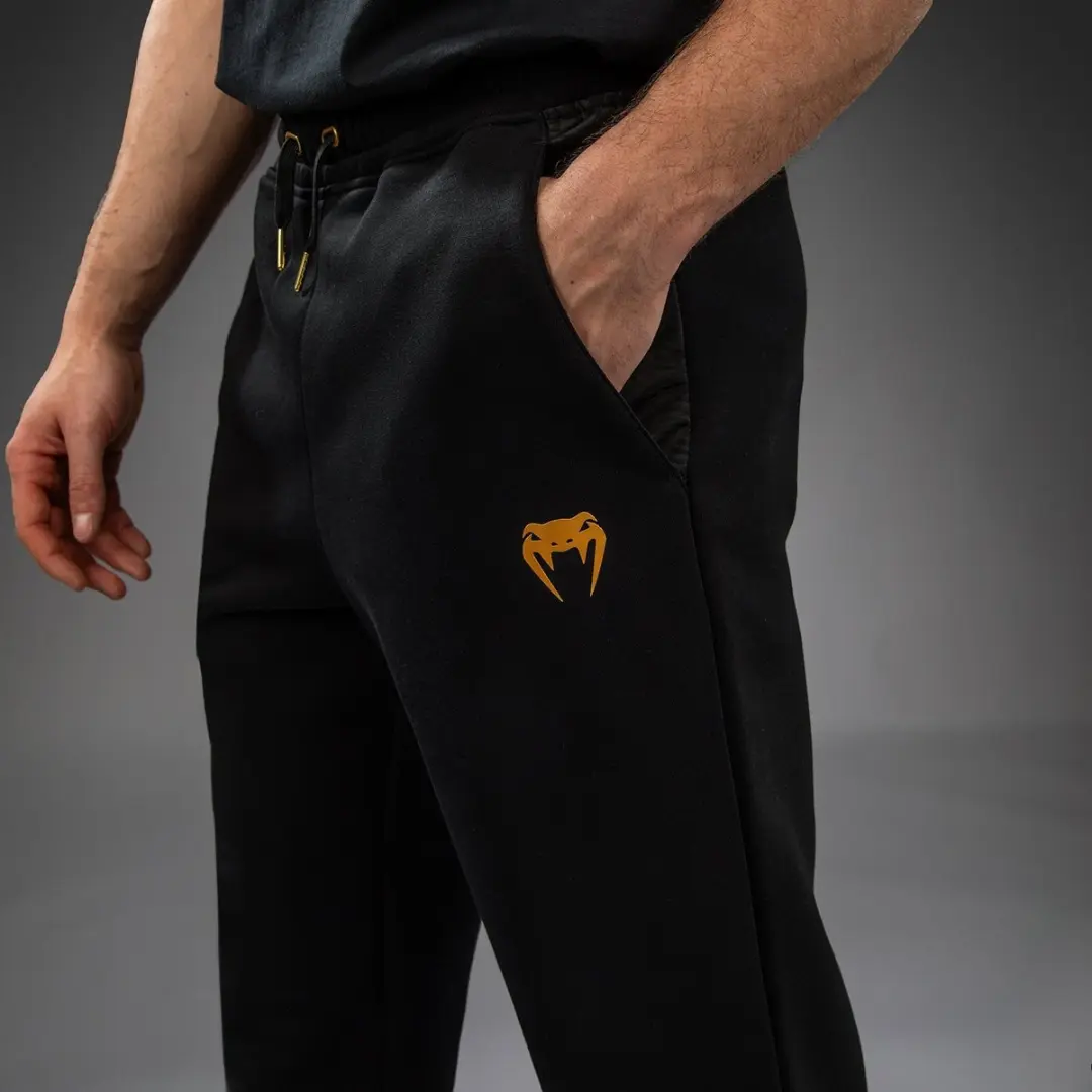 UFC Zenith by Venum Replica Joggingbroek Champion - S - Zwart Goud