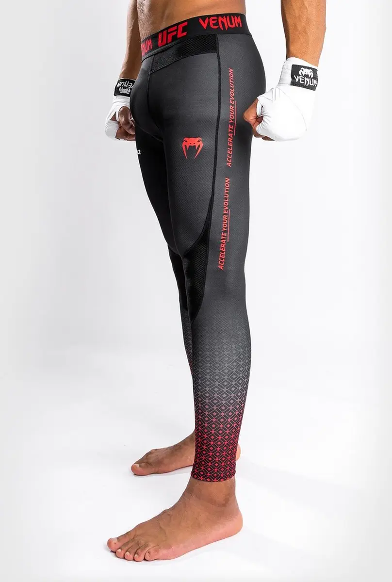 UFC Venum Performance Institute Sportlegging - S - Zwart/Rood