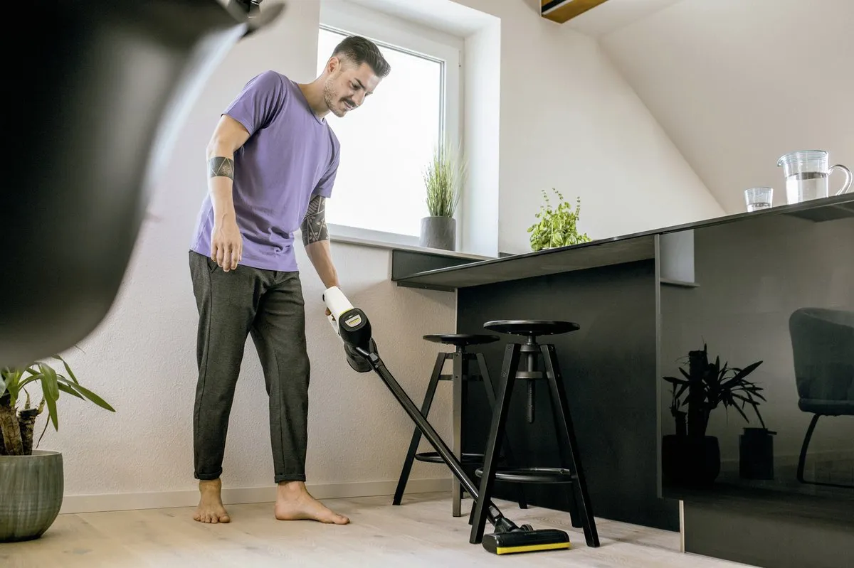 Kärcher VC 4 Cordless myHome Staafstofzuiger - 1 W - Zwart/Geel