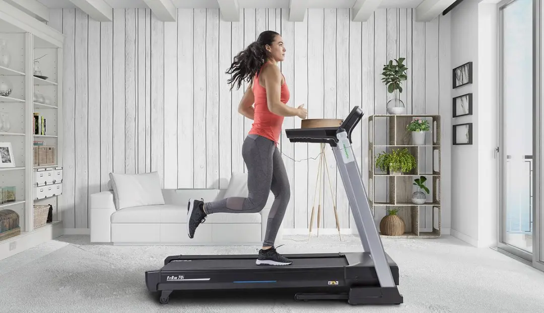 Tunturi Fitrun 70i Loopband - 19 Programma's 0,8-20 km/u - Zwart/Grijs