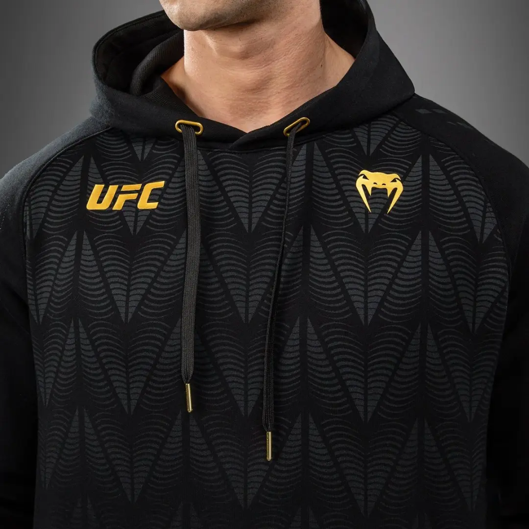 UFC Zenith x Venum Replica Pullover Hoodie - S - Zwart/Goud