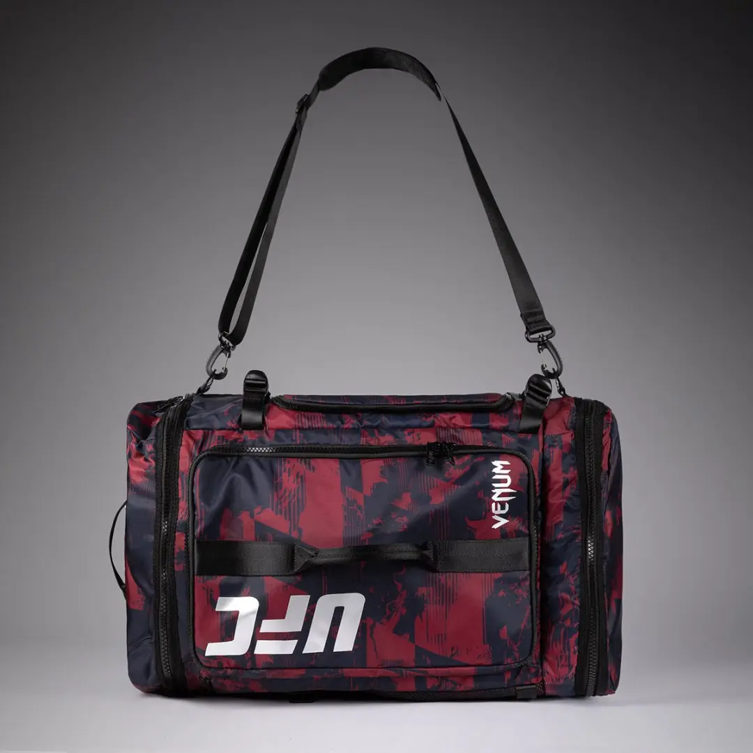 UFC Zenith x Venum Authentic Fight Week Sporttas - 5 Vakken - Bordeauxrood