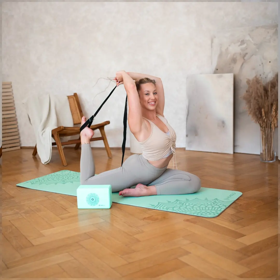 HMS Yoga Stretch Band SJ02 - 300cm - Zwart