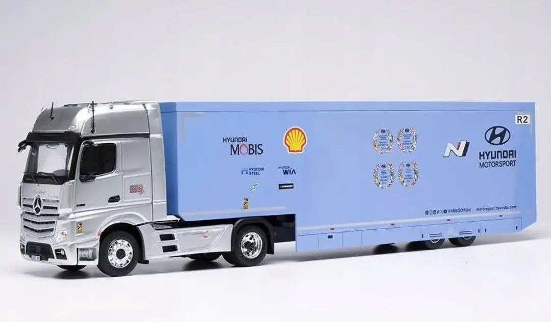 Mercedes-Benz Actros MP4 IXO Models 1:43 Modelauto