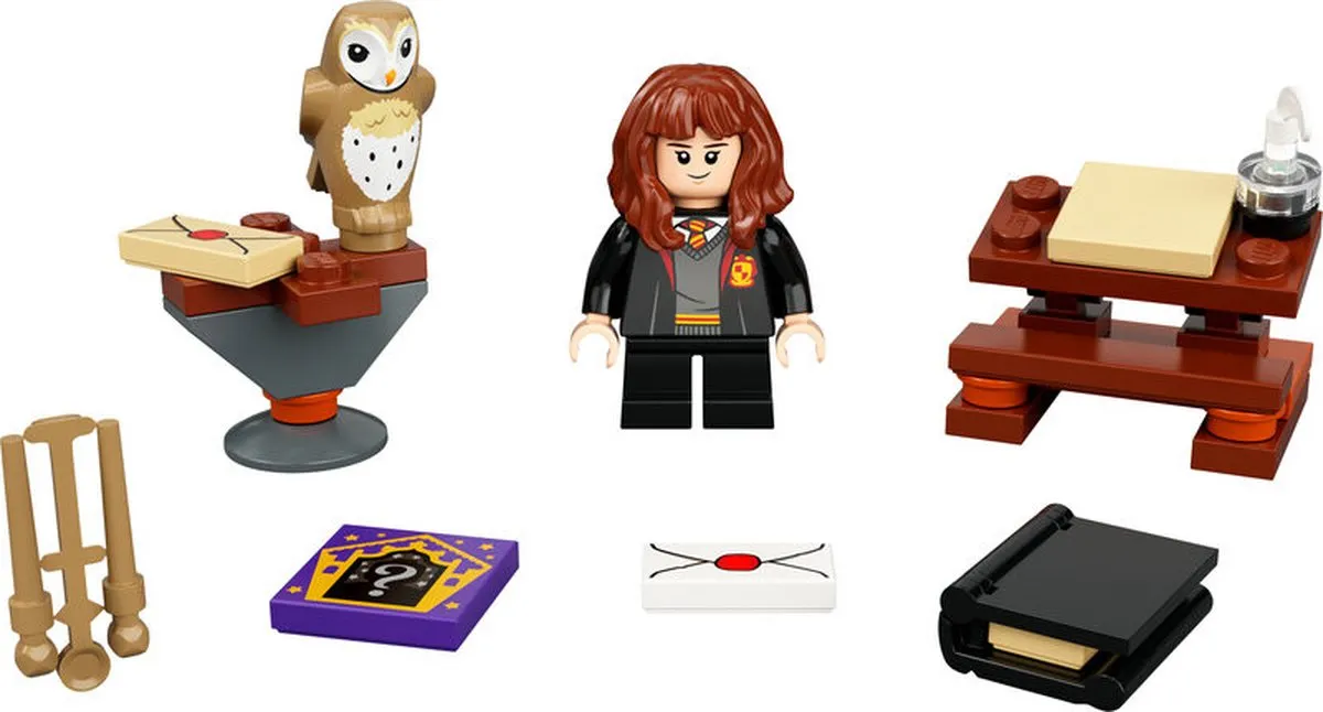 LEGO Harry Potter 30392 Hermione's Study Desk - 27 Stukken