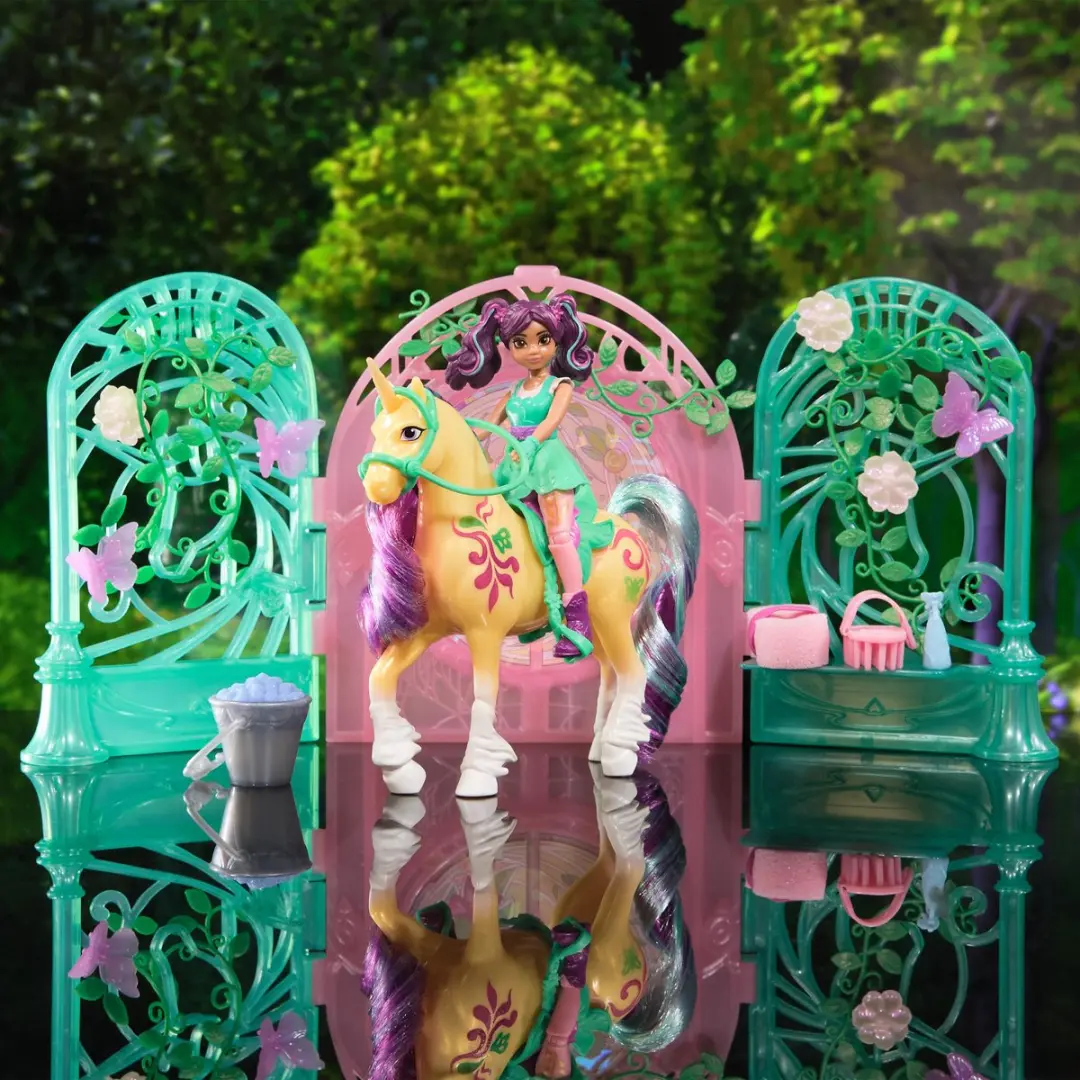 Unicorn Academy Ava & Leaf Stall Magische Speelset - Multicolor