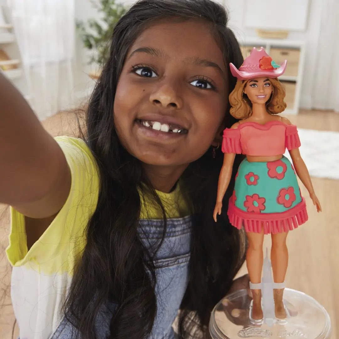 Play-Doh Barbie Bloemen en Franjes Boetseerklei