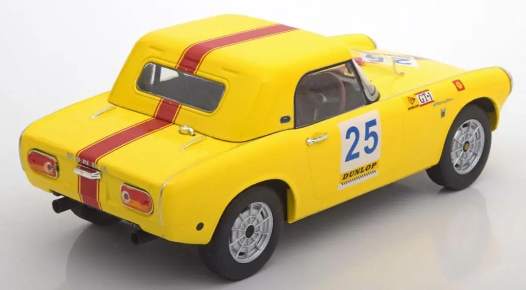 Honda S800 Racing #25 Triple 9 Collection 1:18 - Geel