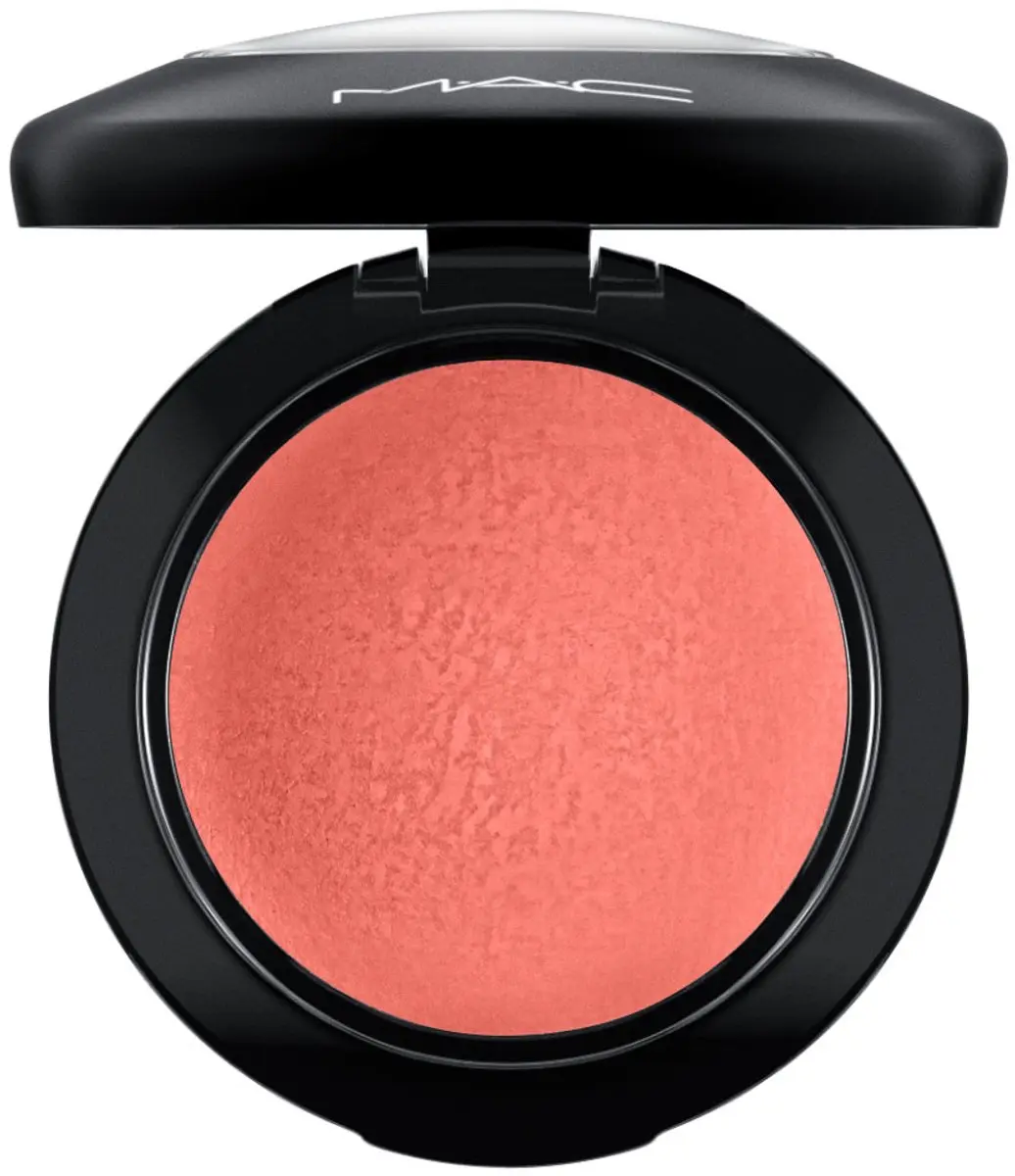 MAC Flirting with Danger Mineralize Matte Blush