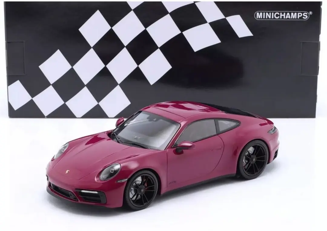 Porsche 911 Carrera 4 GTS 2020