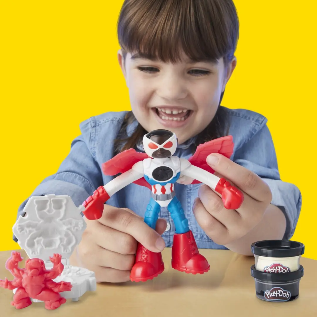 Play-Doh Marvel Captain America Motorsnijder Speelset - 3 Potjes Multicolor