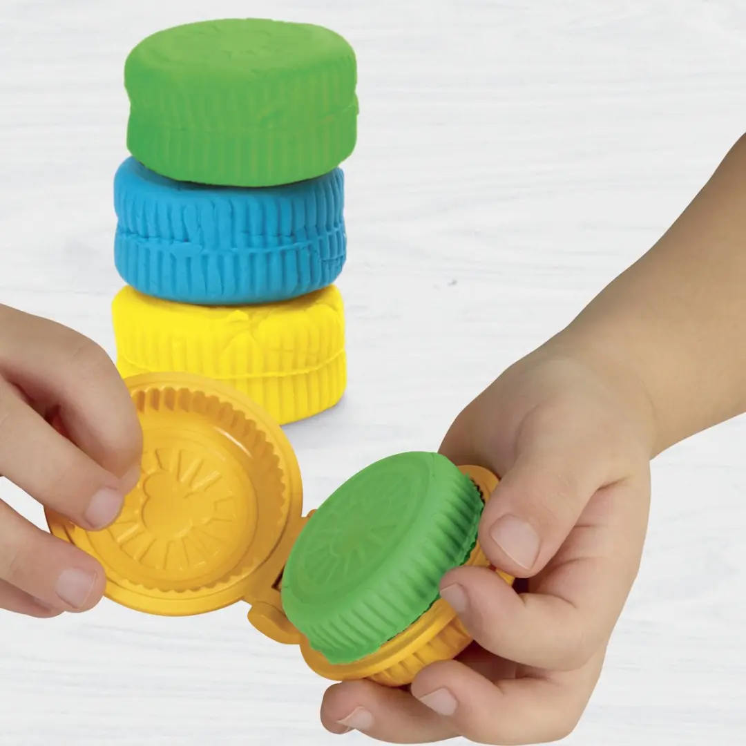 Play-Doh Disney Junior Garage op Reis - 12 Stuks Multi