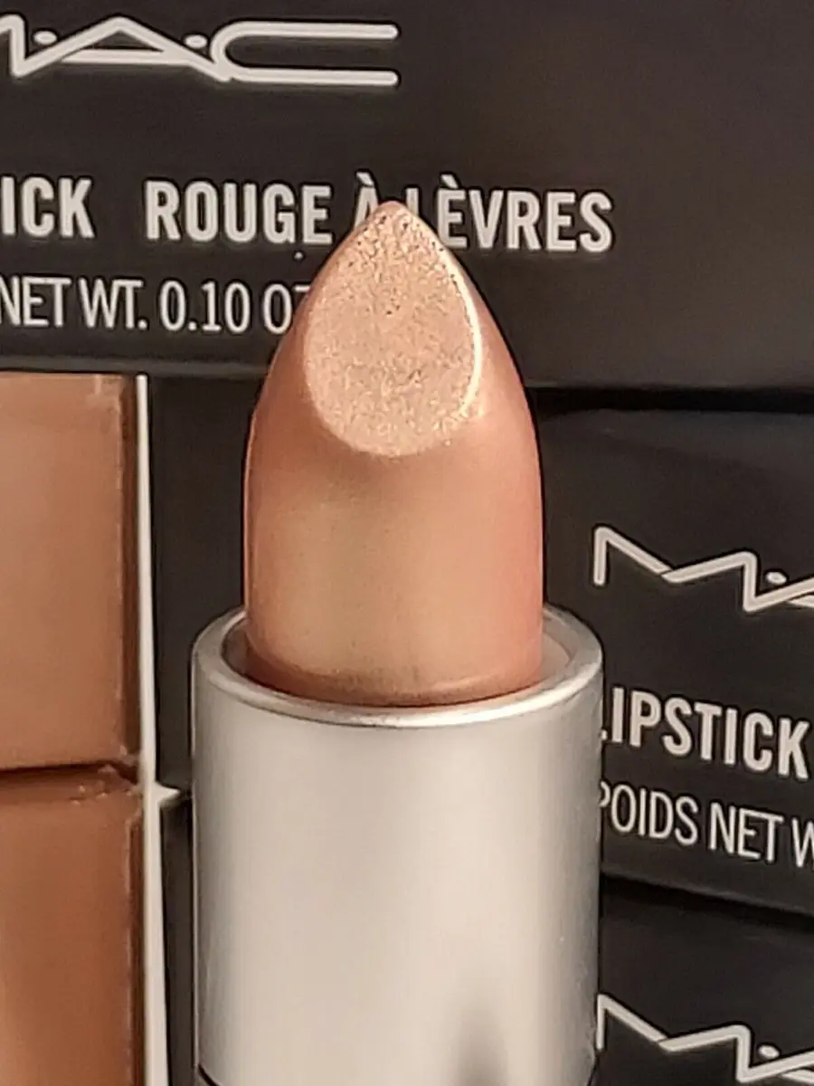 MAC Frost Lipstick - 3g
