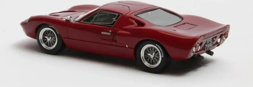 Matrix Ford GT40 MKIII 1:43 Modelauto - Rood