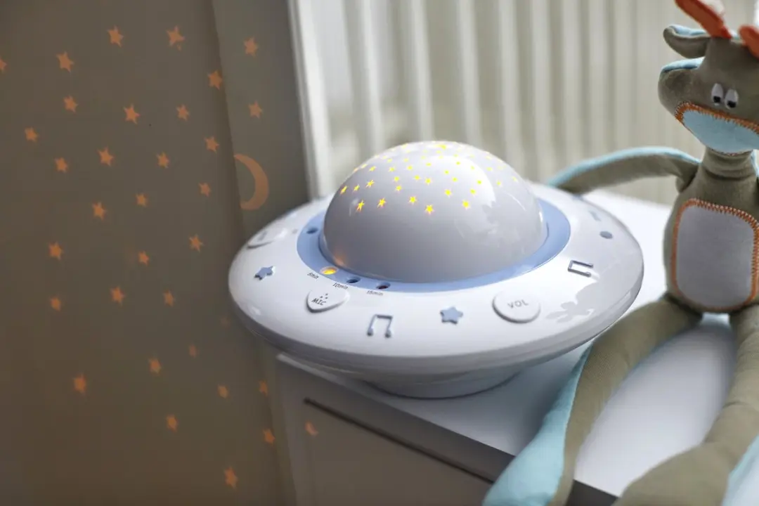 Alecto BC-125 Babyprojector - Rustgevende Slaapliedjes - Wit