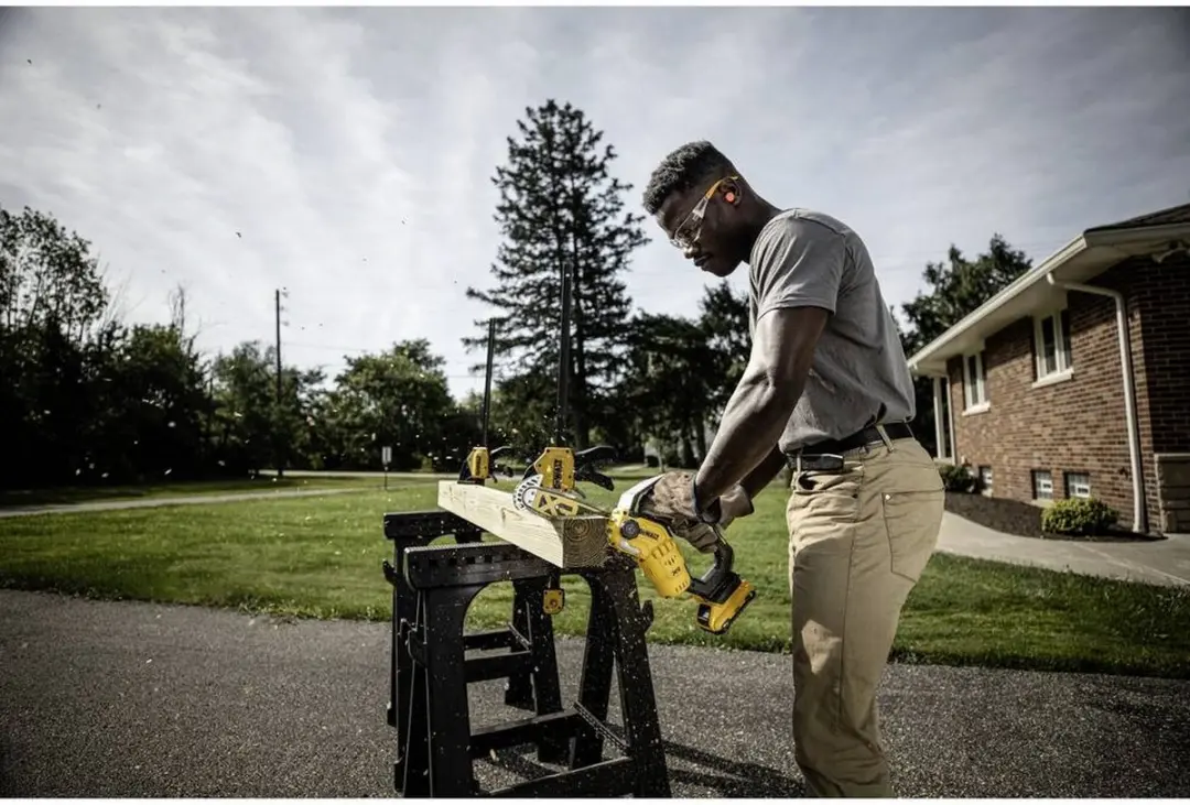 DeWalt DCMPS520N-XJ Snoeikettingzaag 18V - 20cm